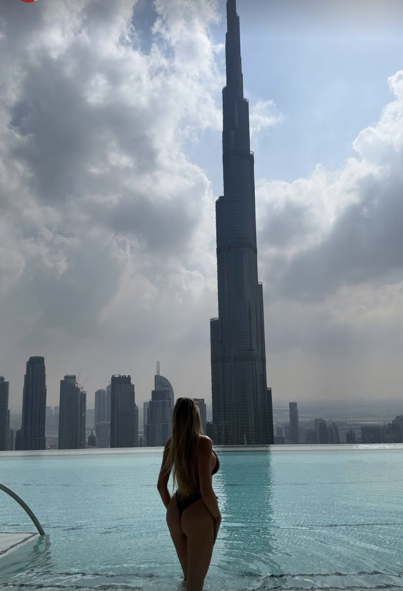 Ola Ciupa w bikini pozdrawia z Dubaju
