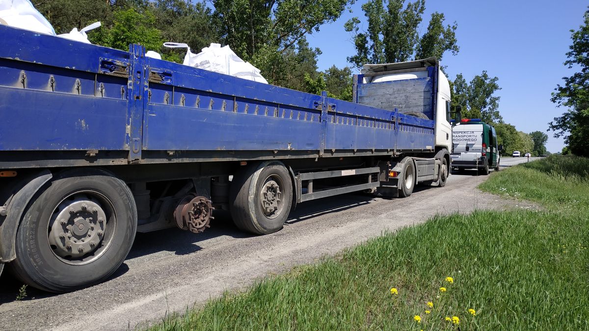 Naczepa w ogóle nie wzbudza podejrzeń. Przynajmniej z jednej strony