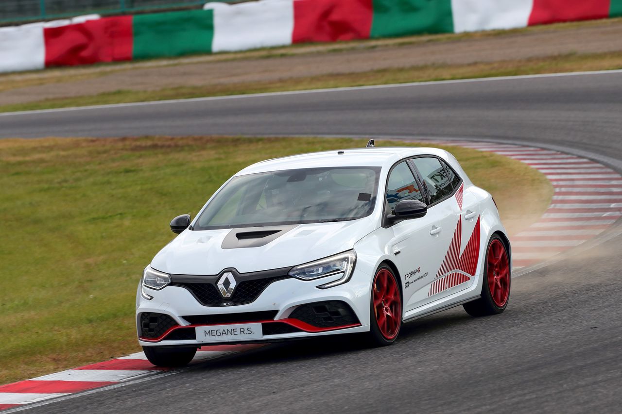 Renault Megane RS Trophy-R z rekordem toru Suzuka