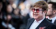 Włochy. Elton John na Capri bez maseczki