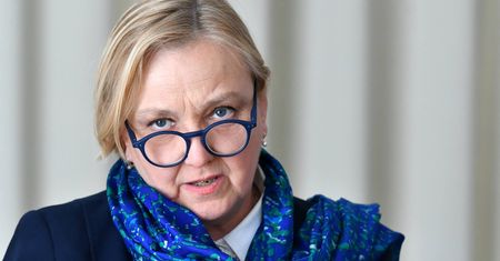 Róża Thun kpi z zaproszenia polityka PiS. Chodzi o mszę