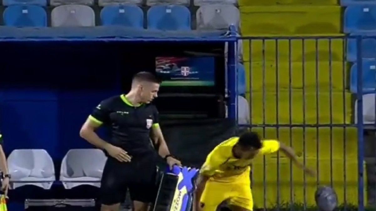 Kuriozalna zmiana w meczu ligi serbskiej