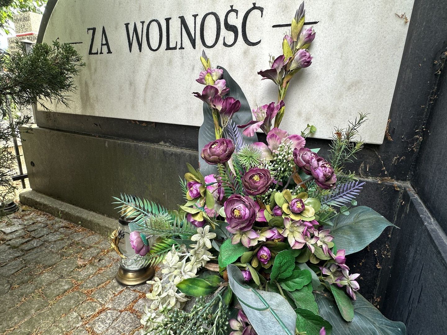 Pomnik w Lesznie