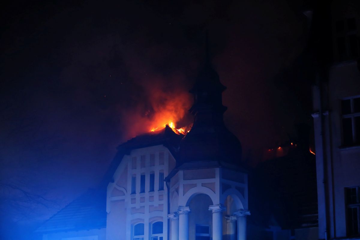 Pożar hotelu Villa Royal w Ostrowie Wielkopolskim 
