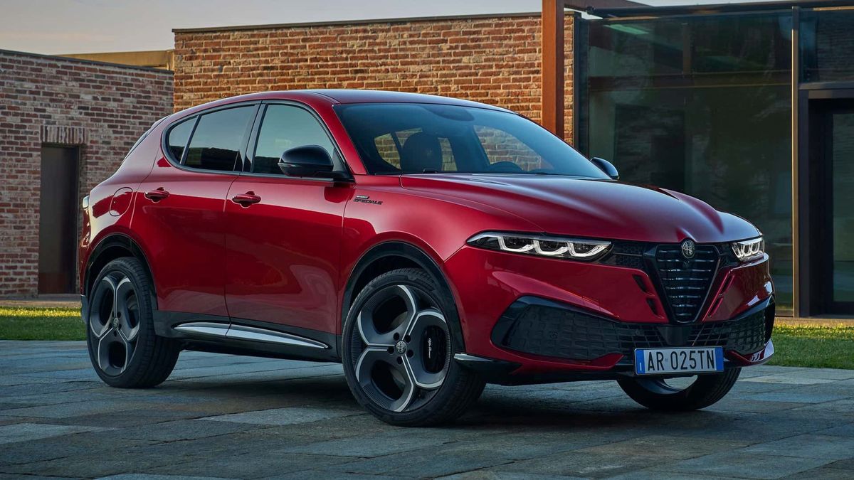 Odświeżona Alfa Romeo Tonale 