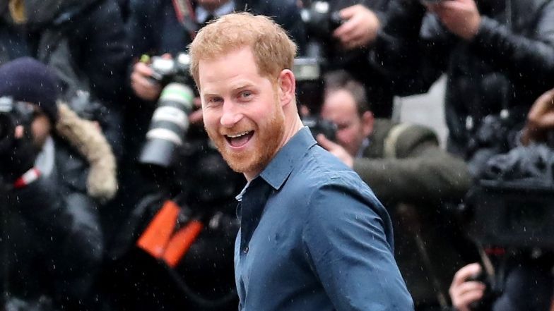 Książę Harry ma nową fryzurę?