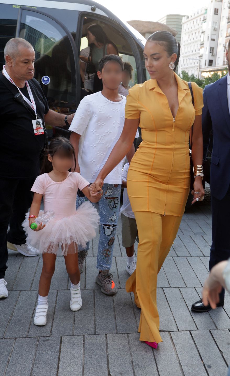Georgina Rodriguez z dziećmi