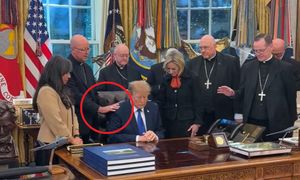 Modlitwa w Białym Domu. Biskupi prosili o błogosławieństwo dla Trumpa