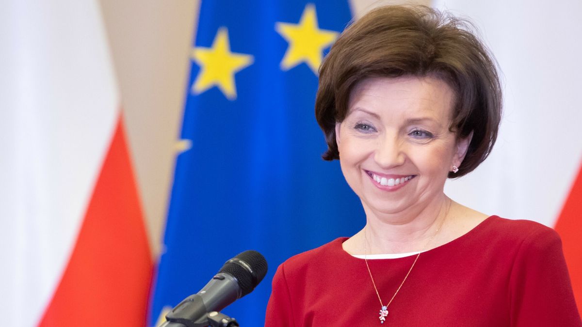 Nawet 213 mld zł wydano na program 500 plus - podała minister Marlena Maląg