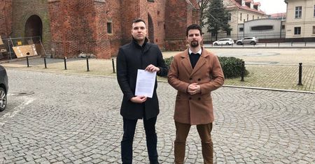 Ekskomunika dla polityków? Młodzież Wszechpolska apeluje do biskupów