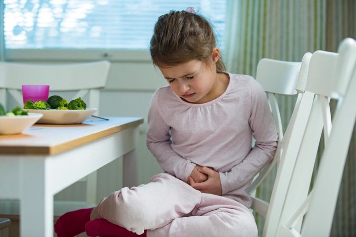 Ból brzucha u dziecka. Przyczyny, leczenie i pierwsza pomoc