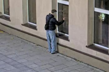 Byli zaskoczeni. Przyłapała ich kamera