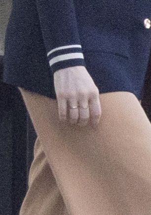 Kinga Duda w drodze do pracy