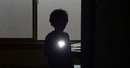 Blackout w Polsce. RCB radzi, jak przygotować się na brak prądu