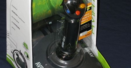 Ace Combat: Assault Horizon bez wsparcia dla kontrolera Saitek Aviator