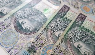 Podatki. Skarbówka zarekwirowała kobiecie 4 mln zł w gotówce na spłatę podatków