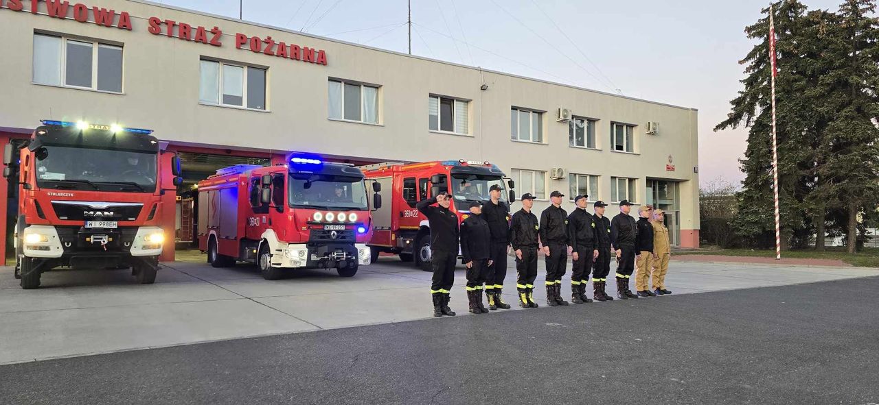 Strażacy z Płocka i okolic oddali hołd