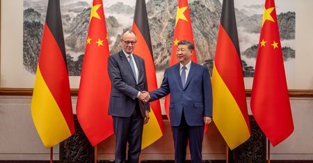 Niemcy pompują miliardy w Chiny. Jest w tym pewien paradoks