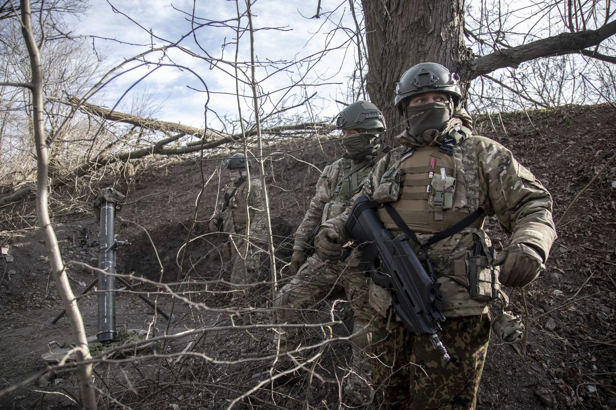 6 грудня в Україні відзначають День Збройних Сил  (Photo by Narciso Contreras/Anadolu Agency via Getty Images)