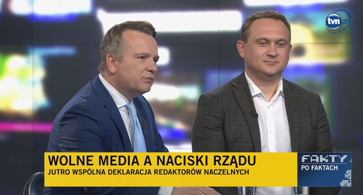 Paweł Kapusta, naczelny WP (z prawej)  i Andrzej Stankiewicz, wicenaczelny Onetu mówili w TVN24 o naciskach na media ze strony rządzących