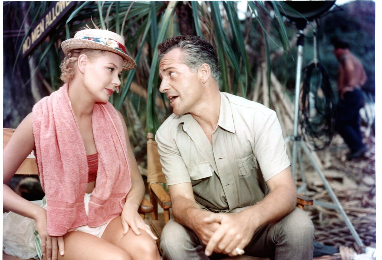 Mitzi Gaynor and Rossano Brazzi on the set of the film "South Pacific"