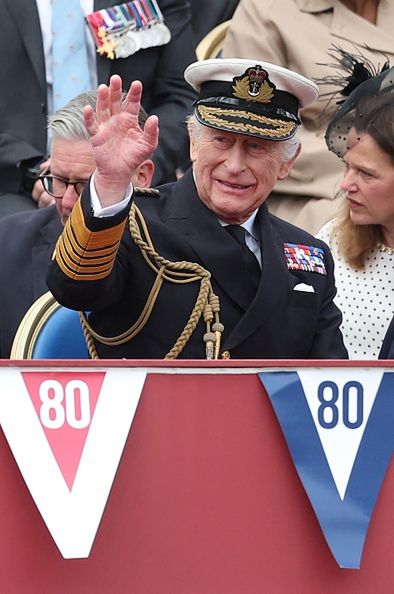 Rodzina królewska podczas 80. rocznicy Dnia Zwycięstwa w Europie
