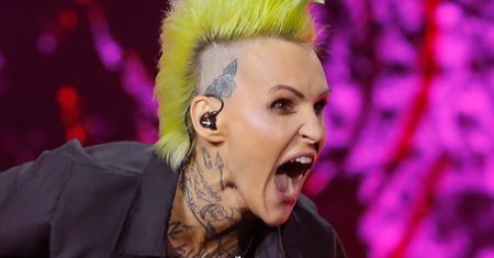 Agnieszka Chylińska zapewnia, że z ramówki TVN wzięła tylko "KILKA CIASTECZEK": "Okazuje się, że to MEGA OBCIACH"
