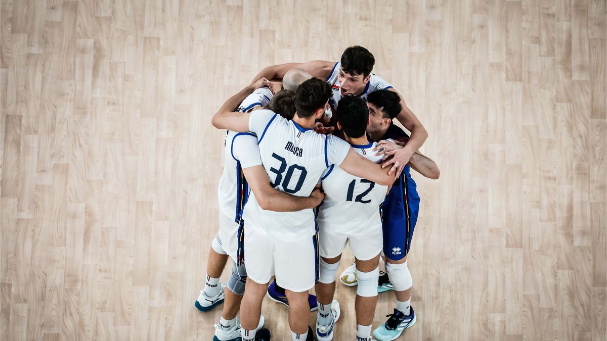 Zdjęcie okładkowe artykułu: Materiały prasowe / VolleyballWorld / Na zdjęciu: reprezentacja Włoch