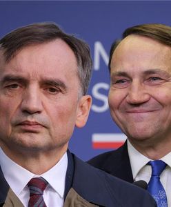 Sikorski unieważnił paszport dyplomatyczny Ziobry