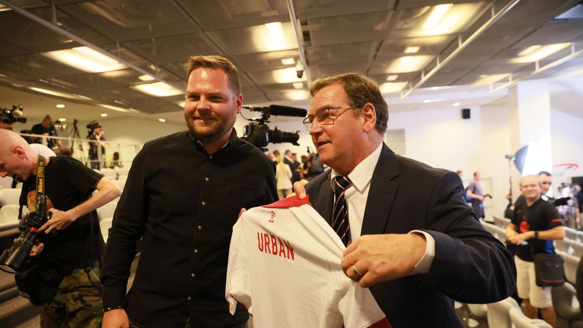 PAP / Leszek Szymański / Od lewej: Piotr i Jan Urban