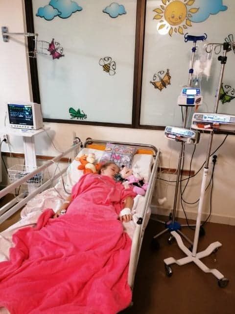 Stan dziewczynki był ciężki