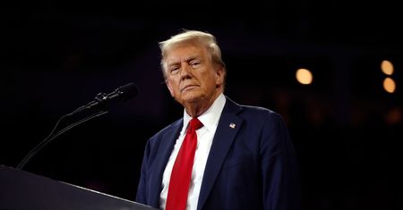 Tajemnicze rozmowy z Putinem? Trump zabrał w końcu głos