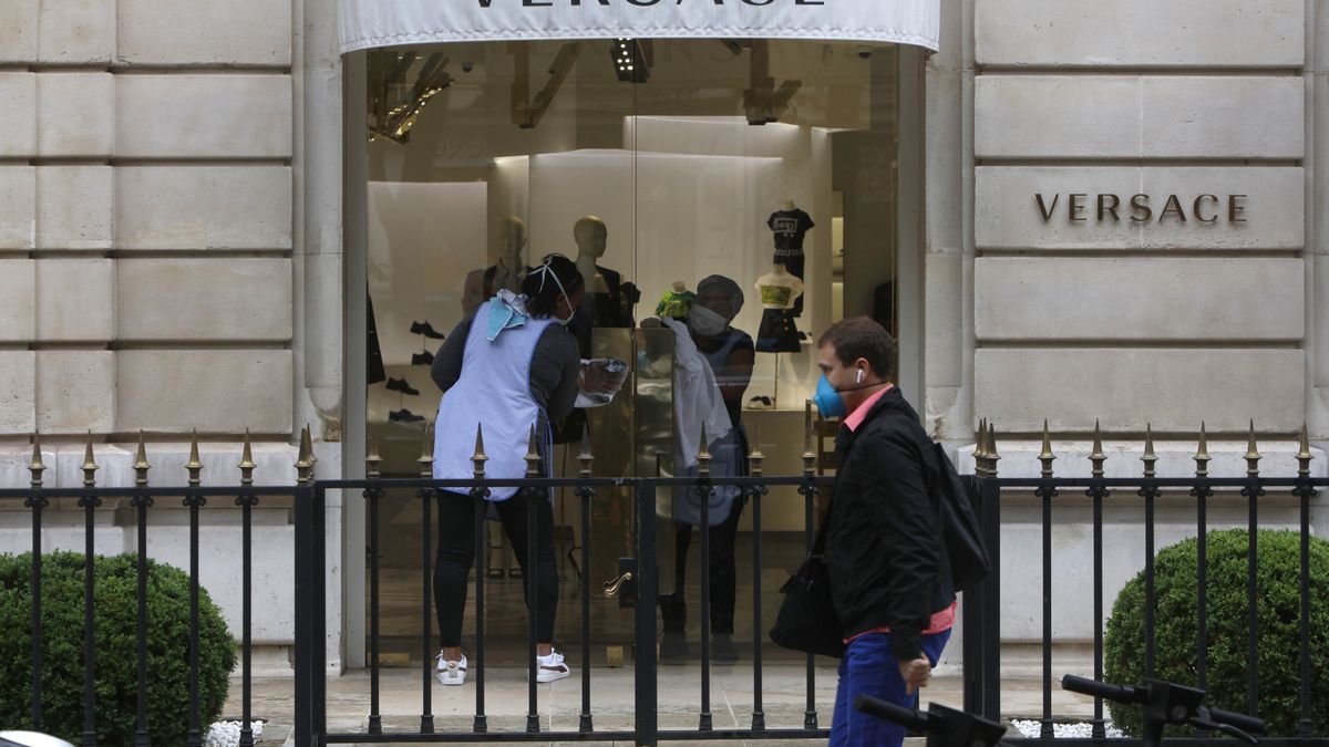 Grupa Capri planuje likwidację 170 sklepów.