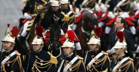 Paryż świętuje. Defilada przed prezydentem