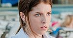 Anna Kendrick pomaga złapać Roberta Redforda