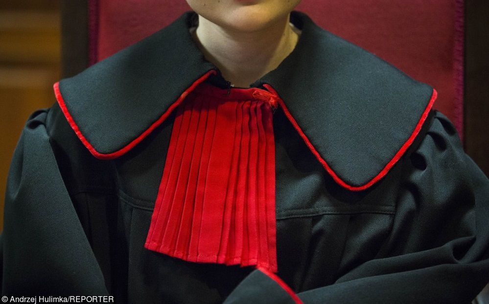 Gigantyczne wyłudzenia kredytów z banku spółdzielczego. 11 osób na ławie oskarżonych