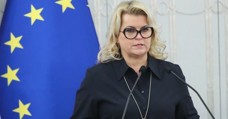 Dramatyczne sceny w pociągu. Senator pomogła uratować życie pasażera