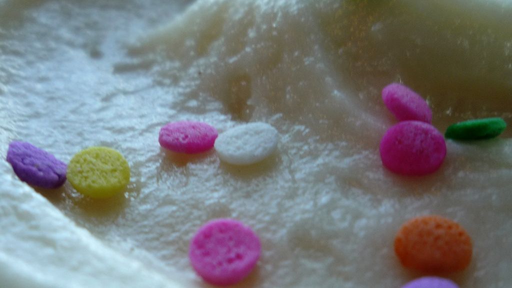 Lukier waniliowy w proszku przygotowany z dodatkiem margaryny