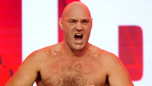 Przymusowa przerwa. Fury zawieszony po walce