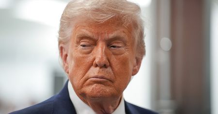 Ostrzeżenie Trumpa. Grozi wysłaniem agentów ICE na lotniska