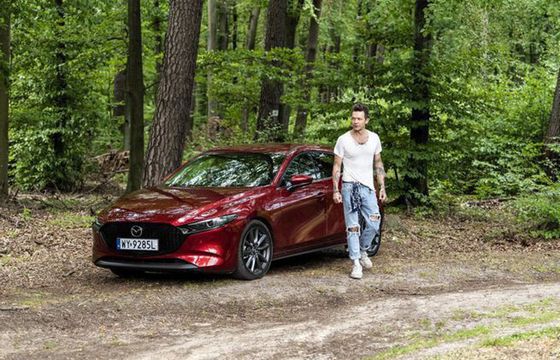 Mazda z cyklem „W moim stylu”, pierwszy Wojtek Mazolewski (wideo)