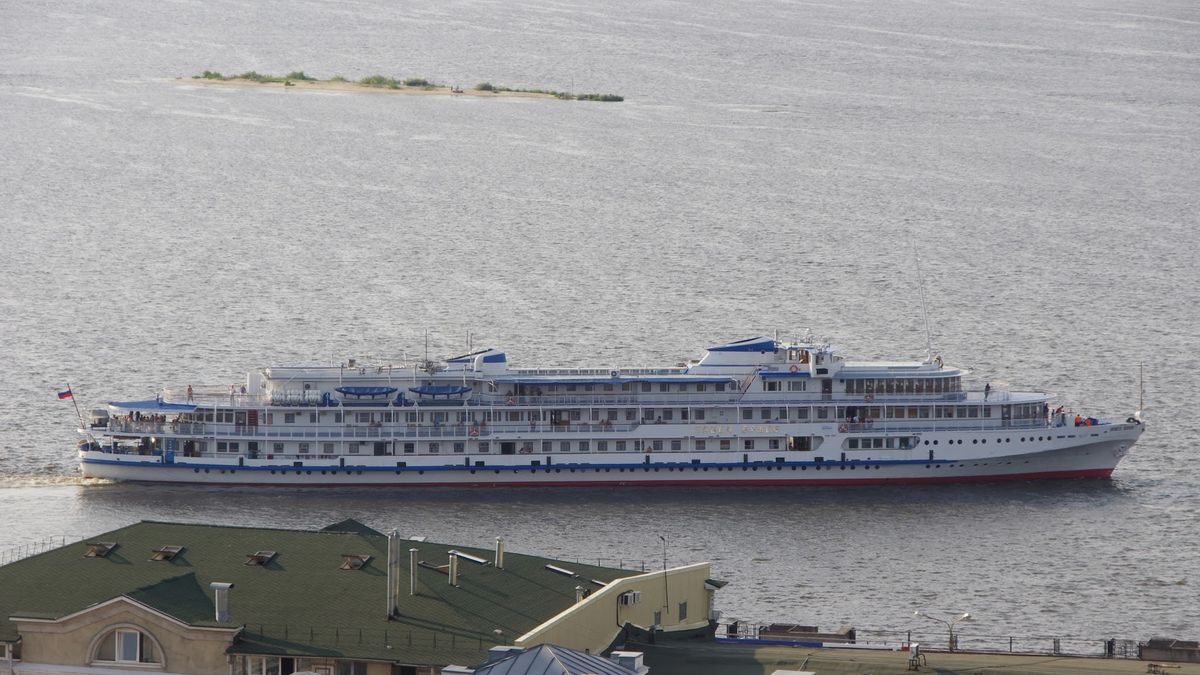 Wycieczkoweic "Pavel Bezhov"