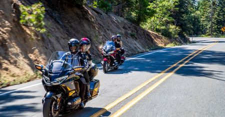 Honda Gold Wing na 2021 r. z nową skrzynią DCT i większym kufrem w wersji Tour