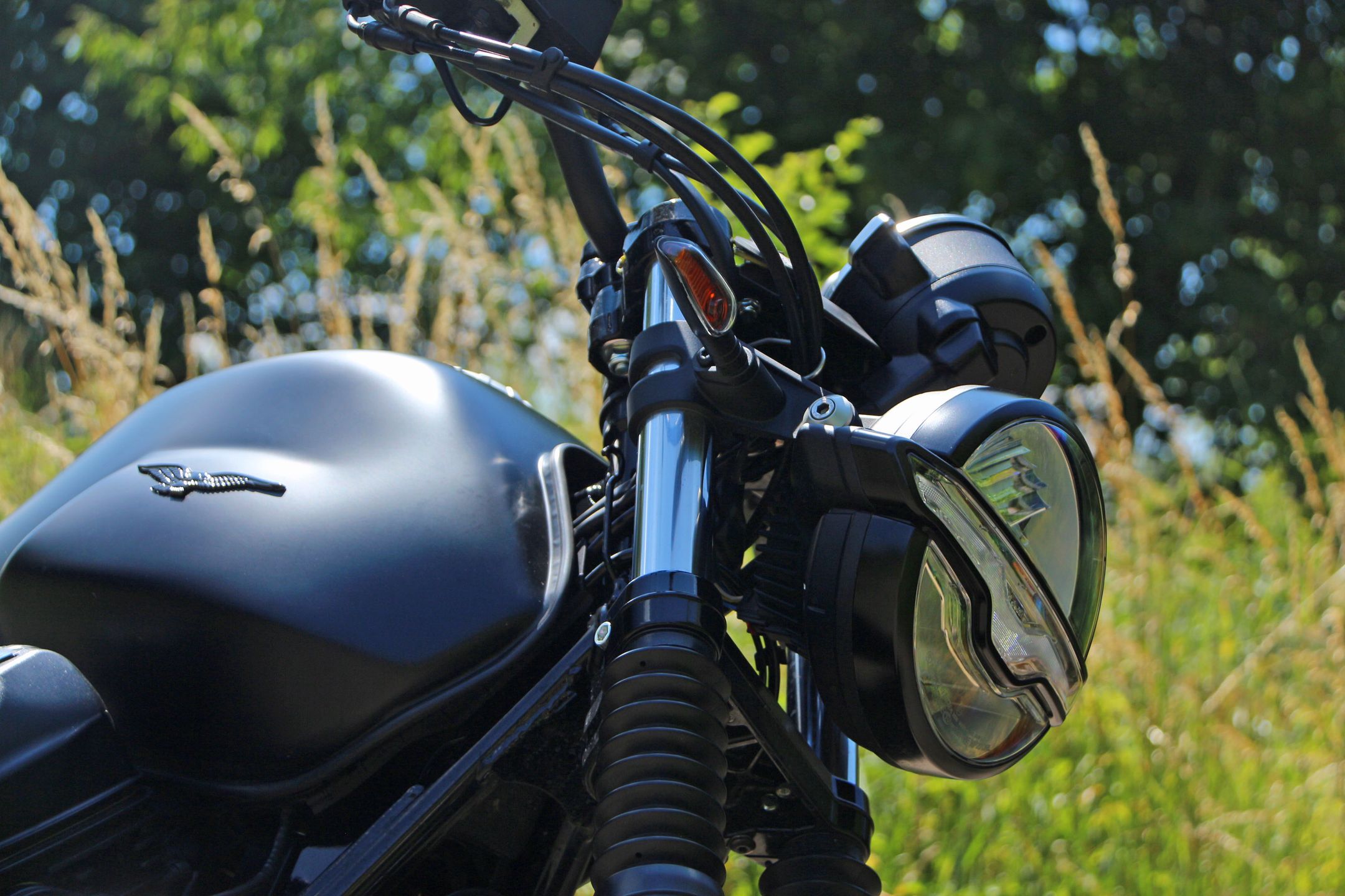 Moto Guzzi V7 Stone