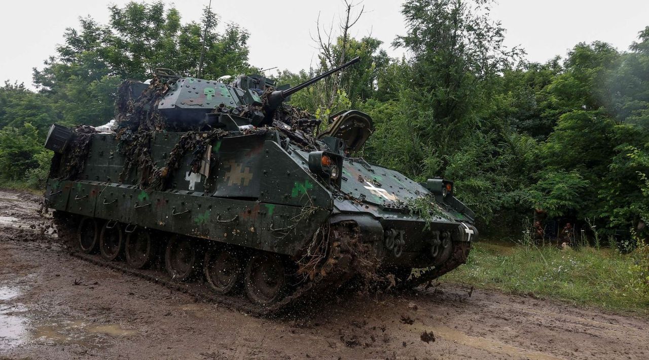 M2 Bradley podczas działań w Zaporożu