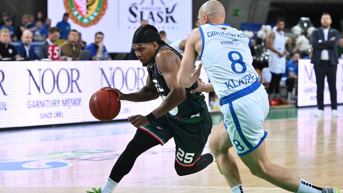 PAP / Maciej Kulczyński / Kadre Gray