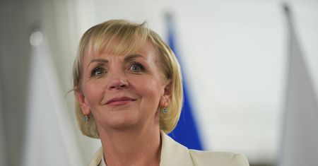 Nie przepracowała nawet roku. Wysoka odprawa po 9 latach urlopu