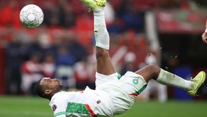 Pracował na cmentarzu, dziś jest specjalistą od spektakularnych goli. "Na końcu Bóg mi wynagrodził"