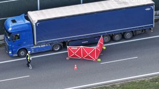 Kopiska: Śmiertelne potrącenie na A2. Nie żyje 71-letni kierowca ciężarówki, który wychodził z kabiny