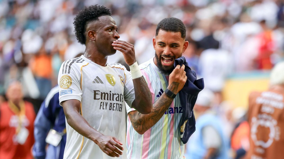 PAP/EPA / CRISTOBAL HERRERA-ULASHKEVICH / Na zdjęciu: piłkarze Realu Madryt